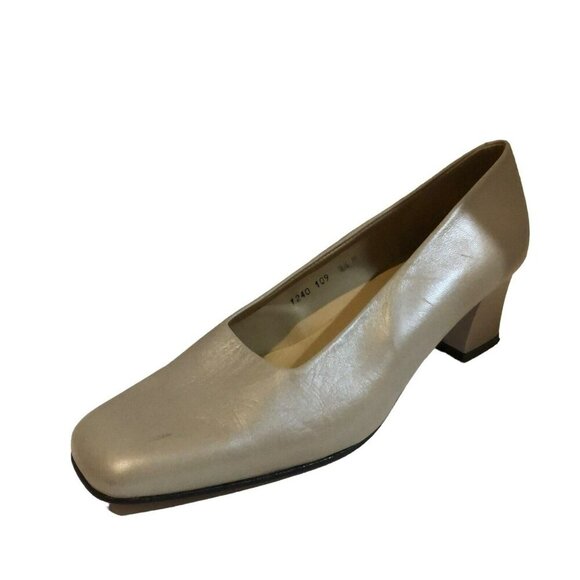 Enzo Angiolini Womens Size 9.5 Champagne Slip On Soft Leather Chunky Heels Pumps - Picture 1 of 9